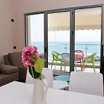 شقة Brisa Del Mar Beachfront دراس