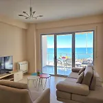 Brisa Del Mar Beachfront *