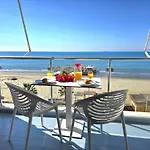 Brisa Del Mar Beachfront شقة *
