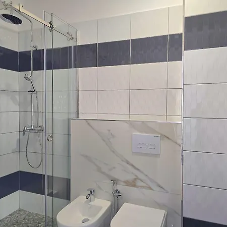Brisa Del Mar Beachfront Apartament
