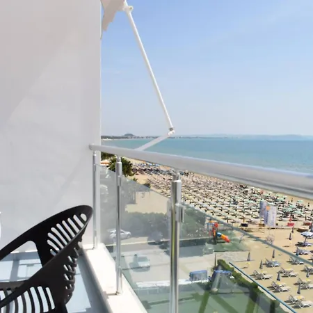 Brisa Del Mar Apartment