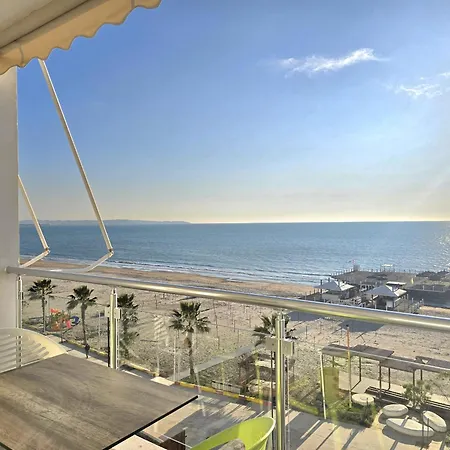 Brisa Del Mar Beachfront *