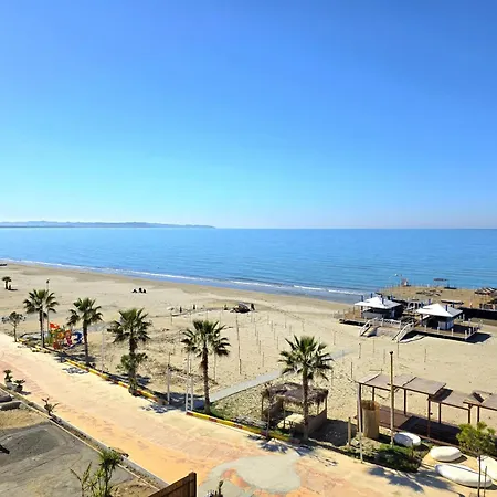 Brisa Del Mar Beachfront Lägenhet *