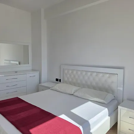 Brisa Del Mar Beachfront Lägenhet Durrës