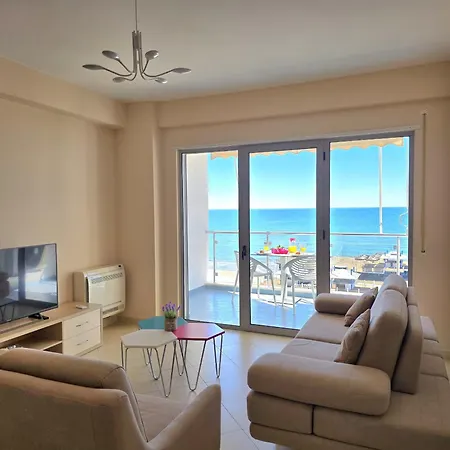 Brisa Del Mar Beachfront *