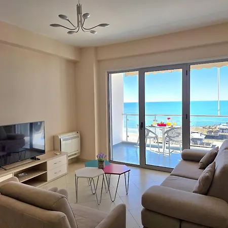 Brisa Del Mar Beachfront *