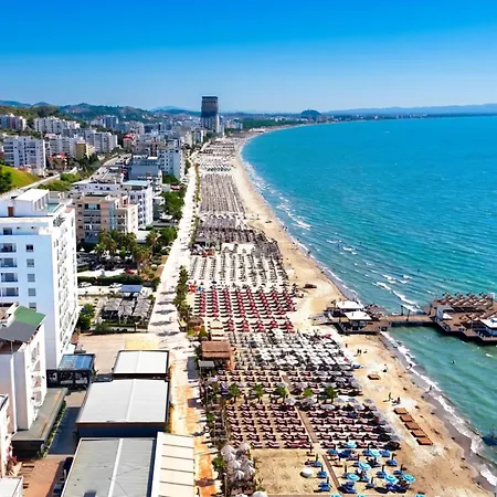 Brisa Del Mar Beachfront 公寓