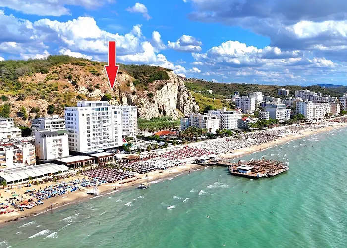 Brisa Del Mar Beachfront Apartment