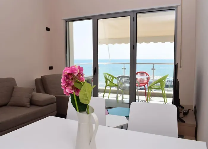 Appartamento Brisa Del Mar Beachfront Durrës