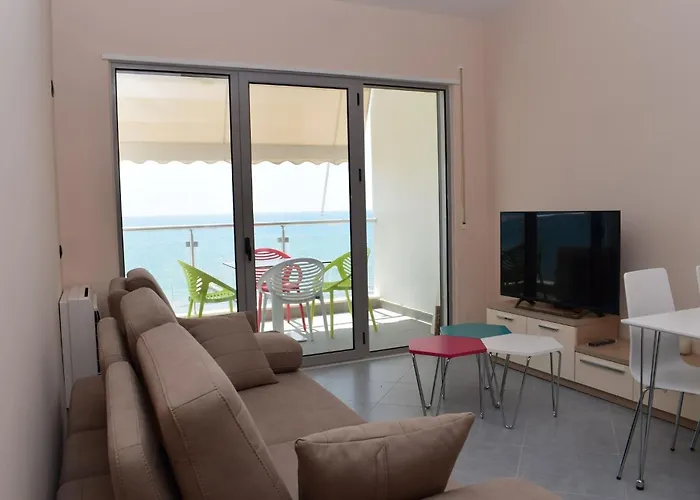 Brisa Del Mar Beachfront *