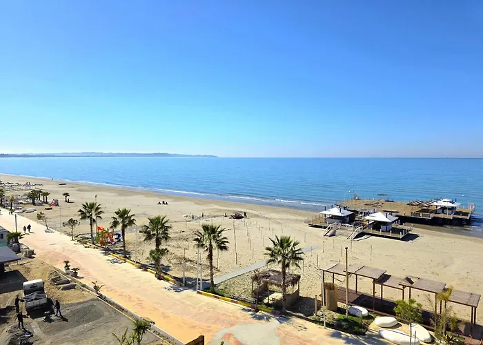 Brisa Del Mar Beachfront Apartment *