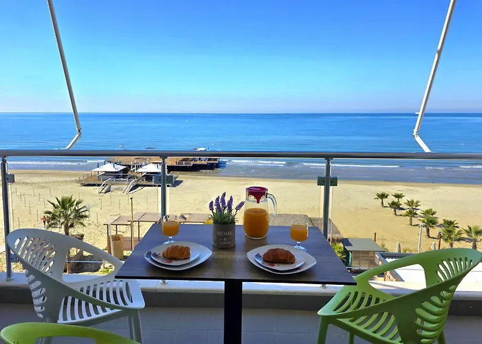 Brisa Del Mar Beachfront Appartamento Durrës