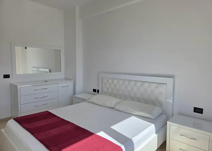 Brisa Del Mar Beachfront Appartamento Durrës