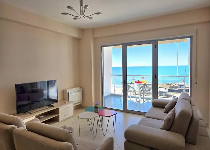 Brisa Del Mar Beachfront *